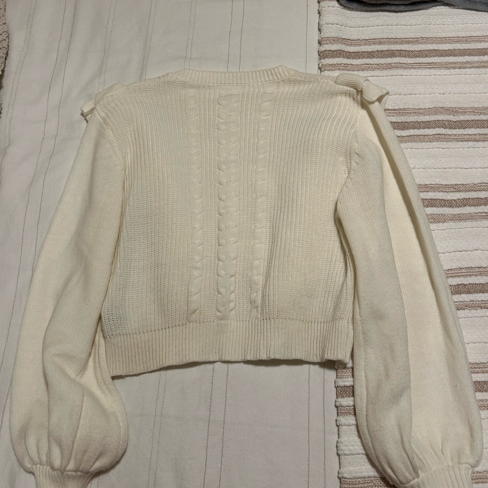 Women’s Sweater